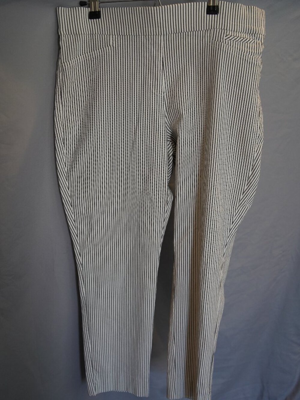 Women's Anne Klein Capris